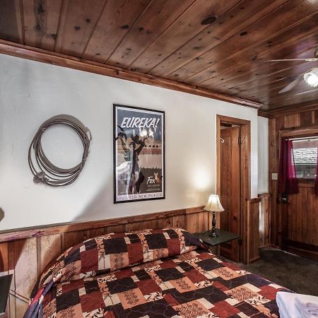 Apache Village Cabinette 11, Queen Bed, Midtown, Sleeps 2 Ruidoso Zewnętrze zdjęcie