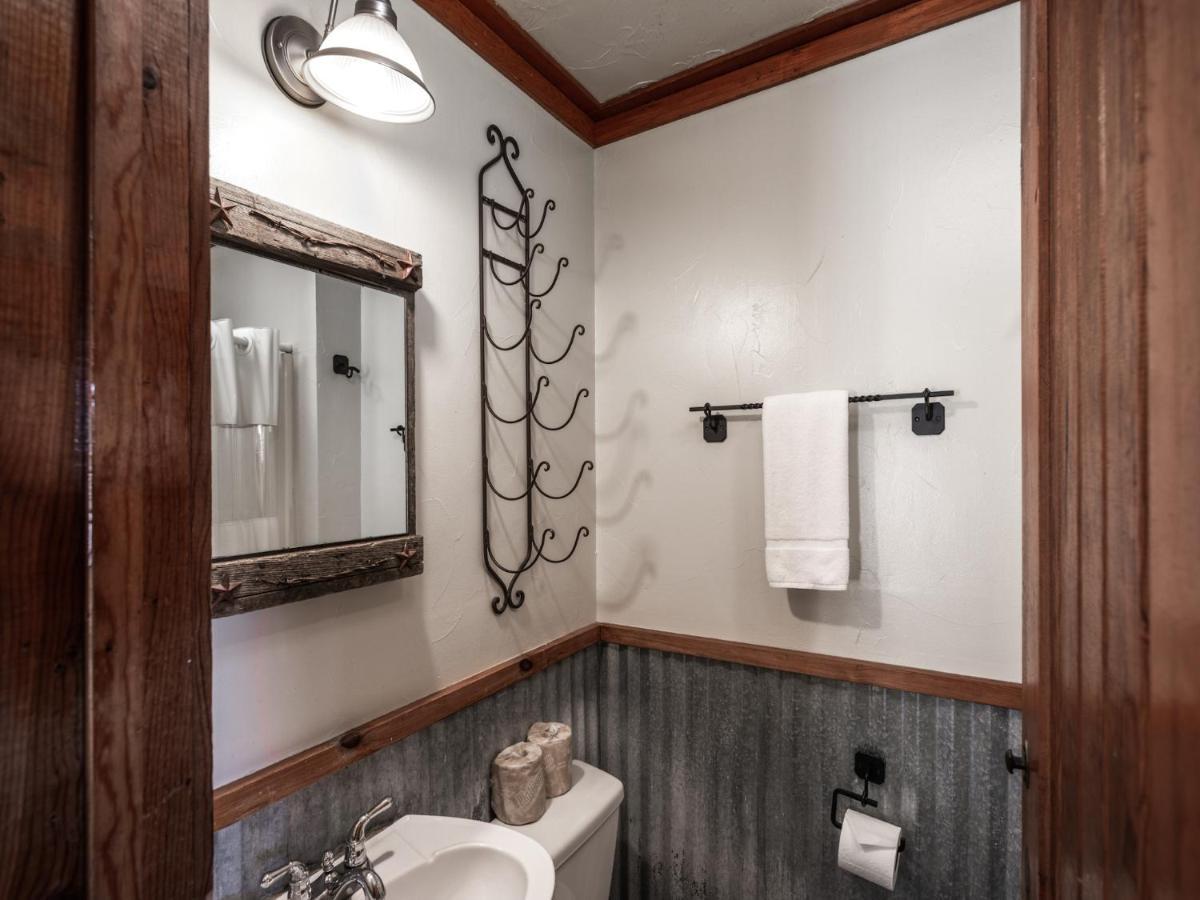 Apache Village Cabinette 11, Queen Bed, Midtown, Sleeps 2 Ruidoso Zewnętrze zdjęcie